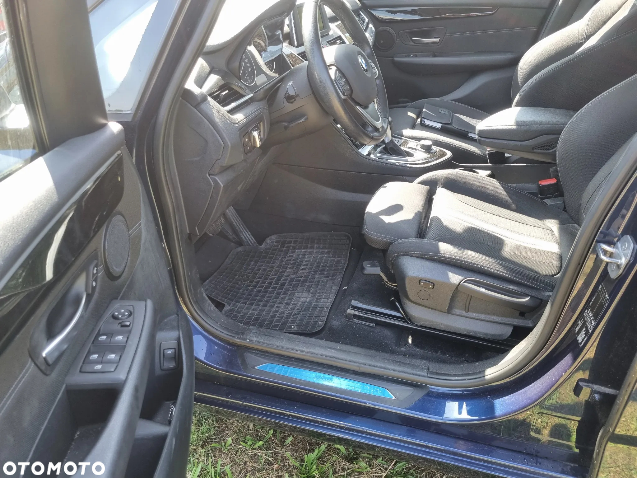 BMW Seria 2 220i Active Tourer Sport Line - 18