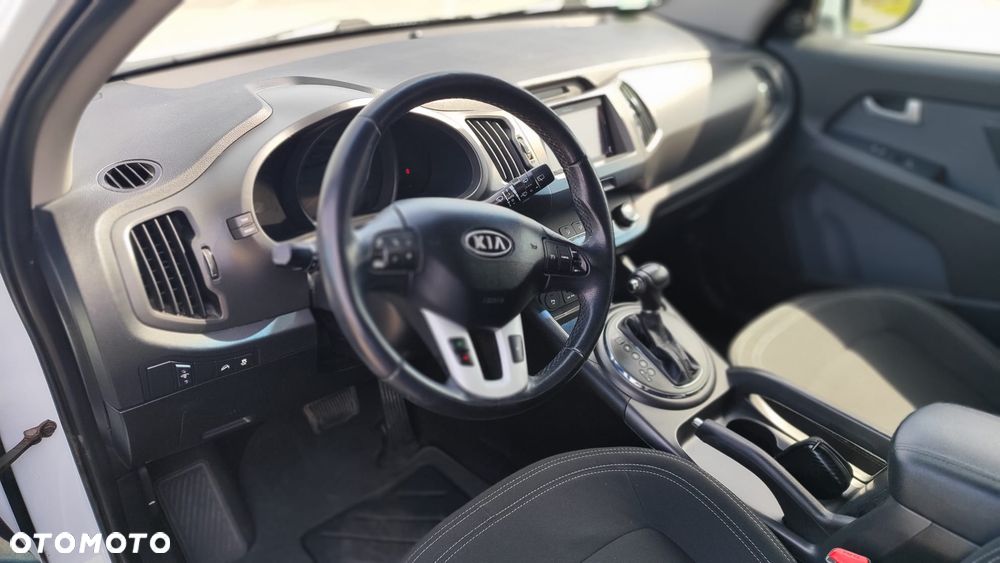 Kia Sportage 2.0 CVVT 2WD Automatik Vision - 16