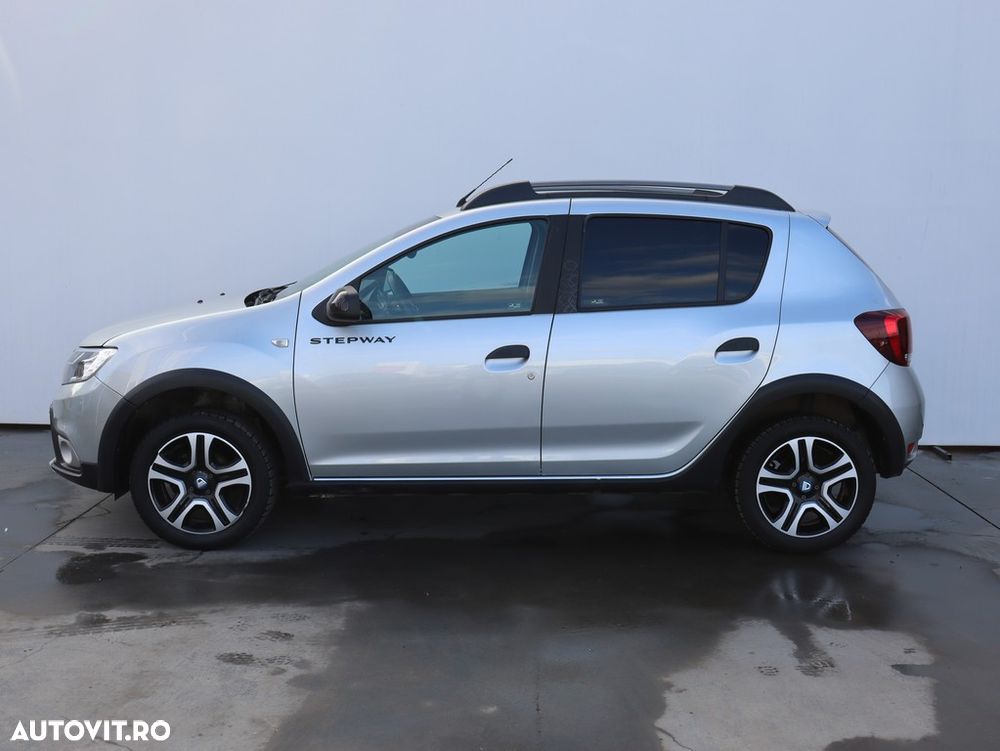 Dacia Sandero Stepway TCe 90 MT6 Comfort - 2