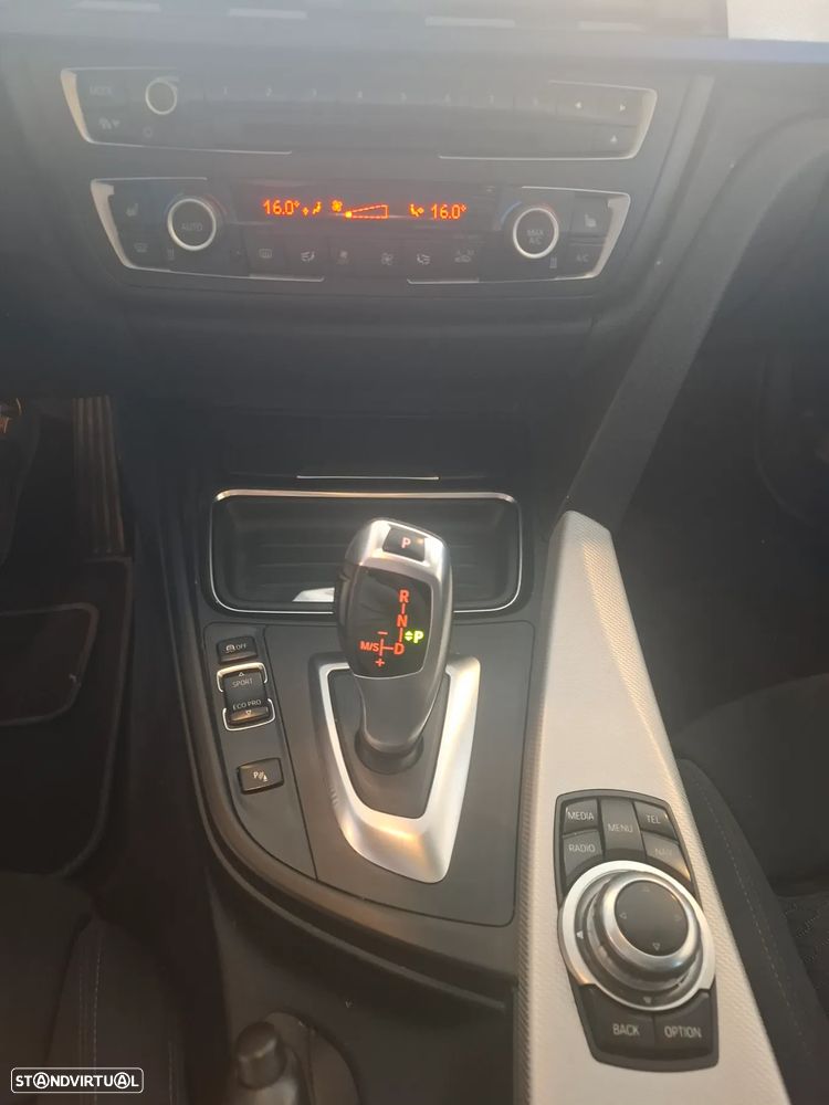 BMW 318 Gran Turismo d Auto Pack M - 12