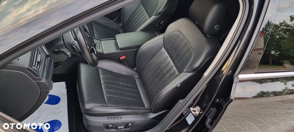 Skoda Superb 2.0 TDI DSG Premium Edition - 21