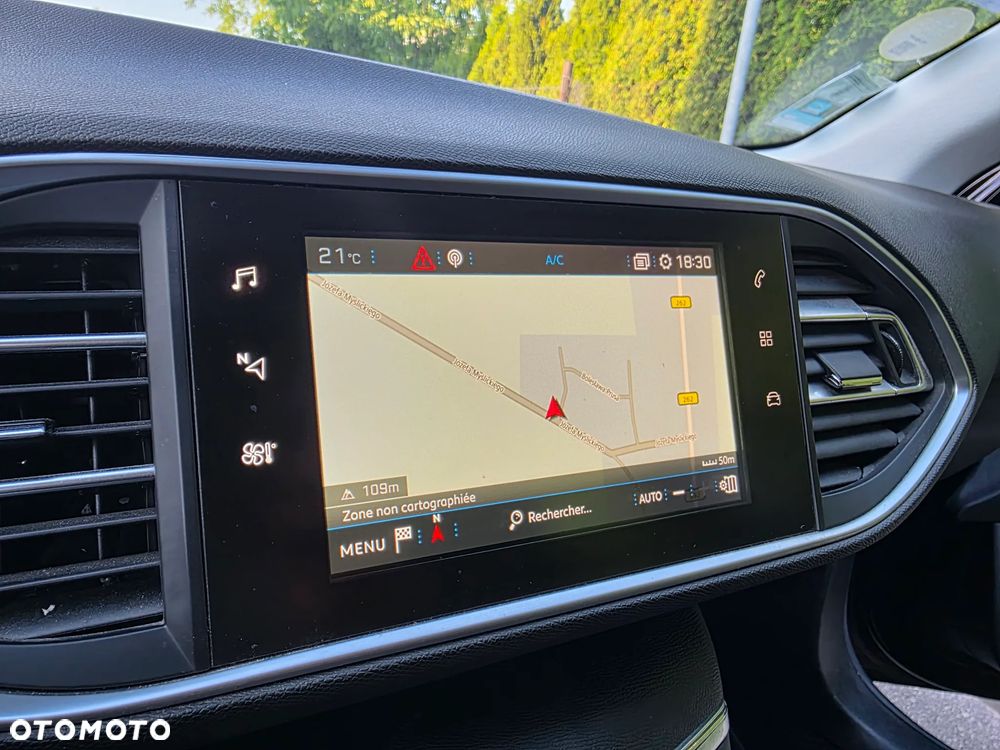 Peugeot 308 BlueHDi 100 Stop & Start Access - 23
