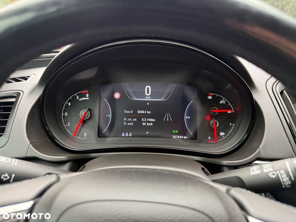 Opel Insignia - 33