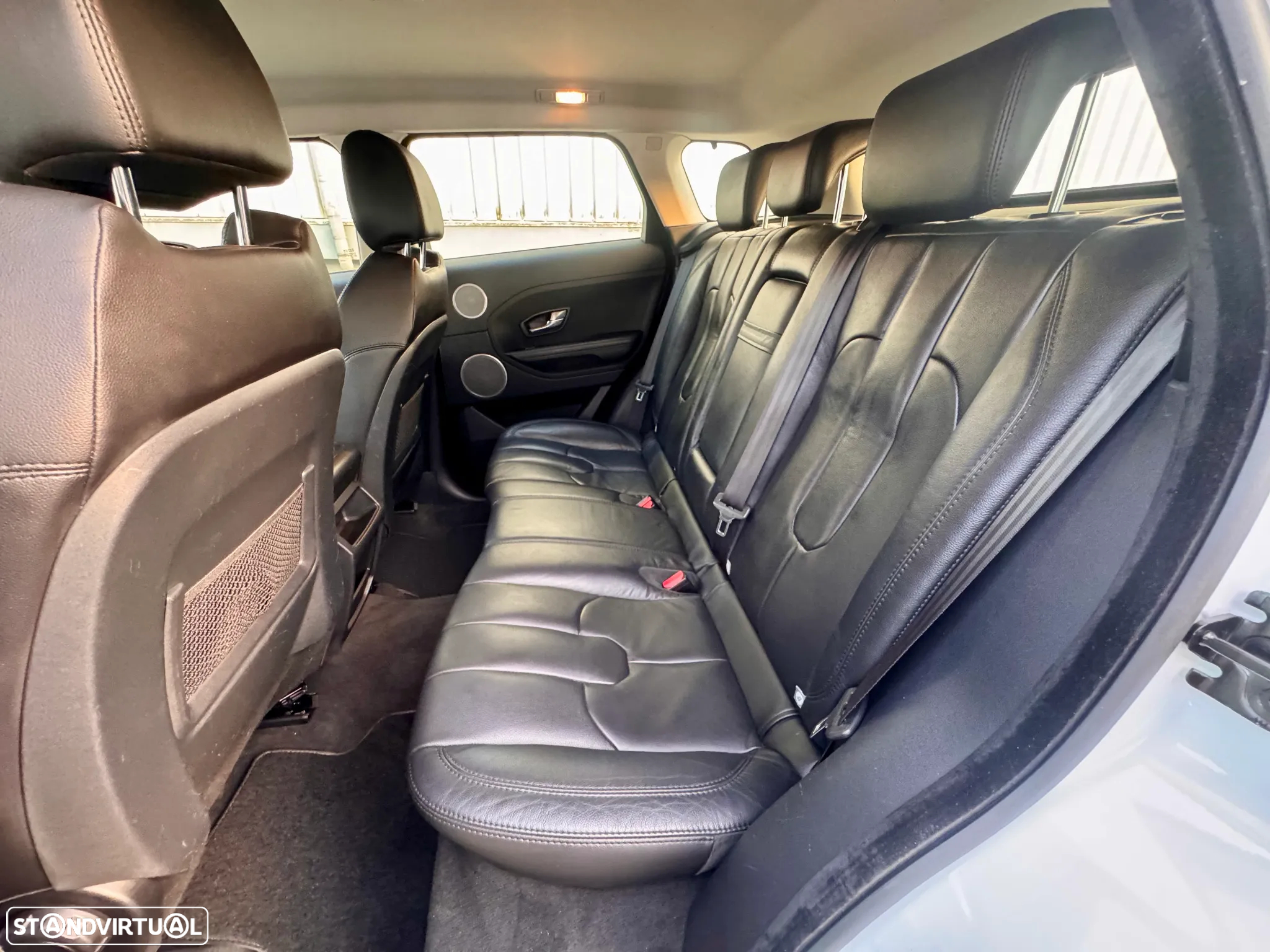 Land Rover Range Rover Evoque 2.2 SD4 Pure Auto - 25
