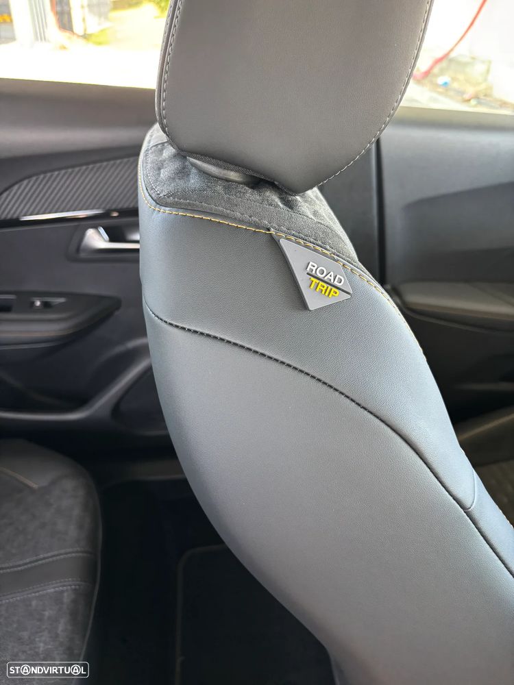 Peugeot e-2008 Allure Pack - 26