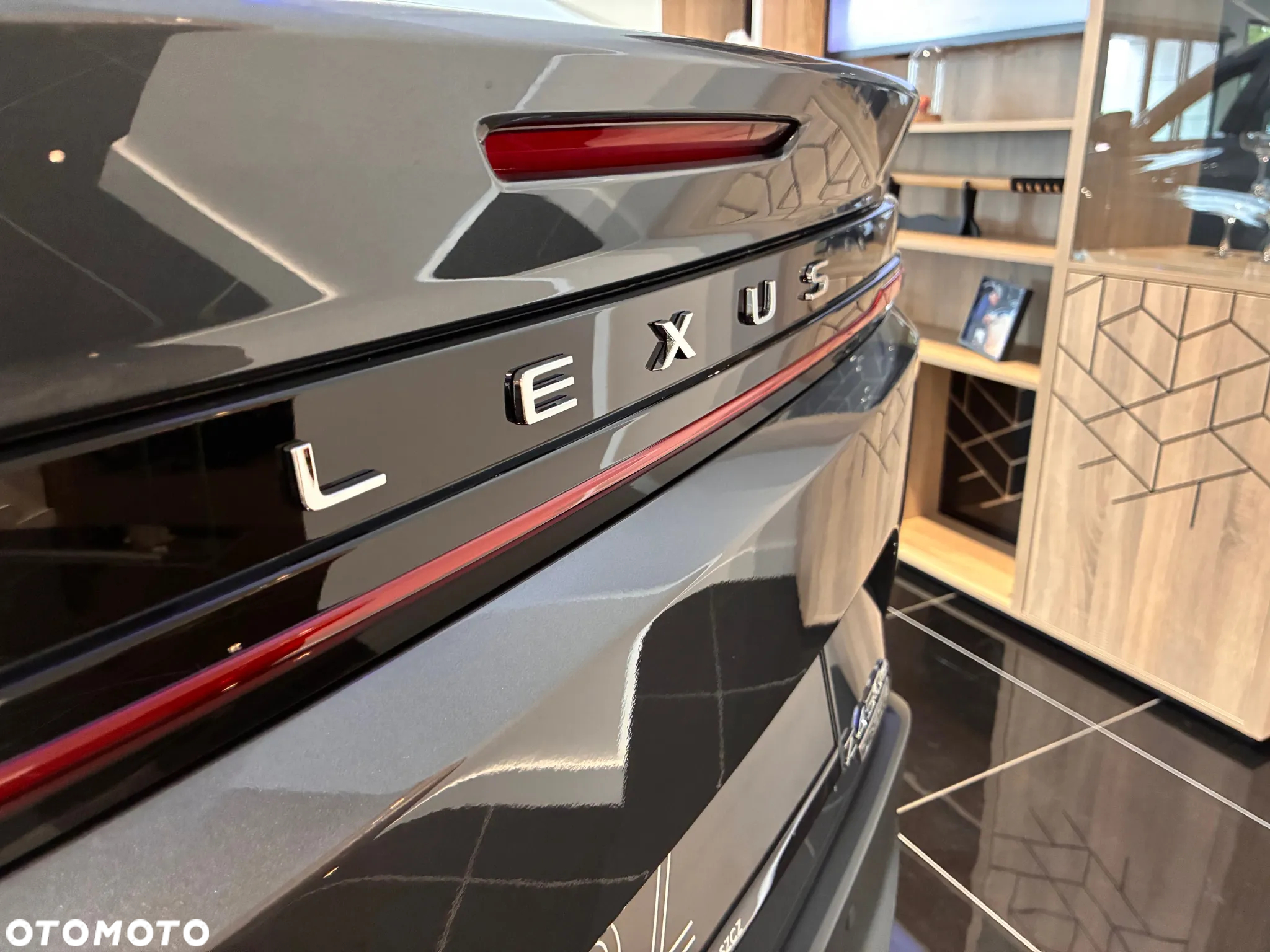 Lexus RZ 450e Prestige DIRECT4 - 12