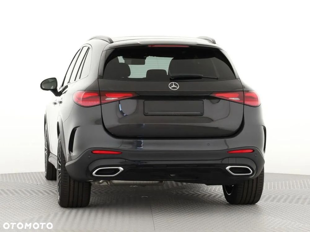 Mercedes-Benz GLC - 8