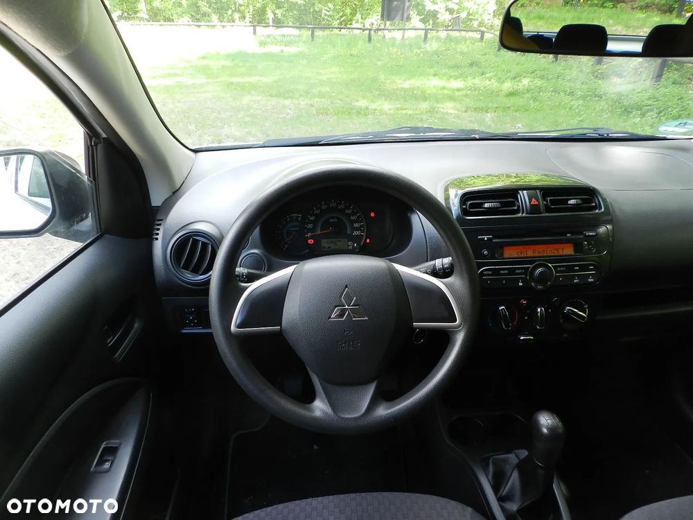 Mitsubishi Space Star - 7