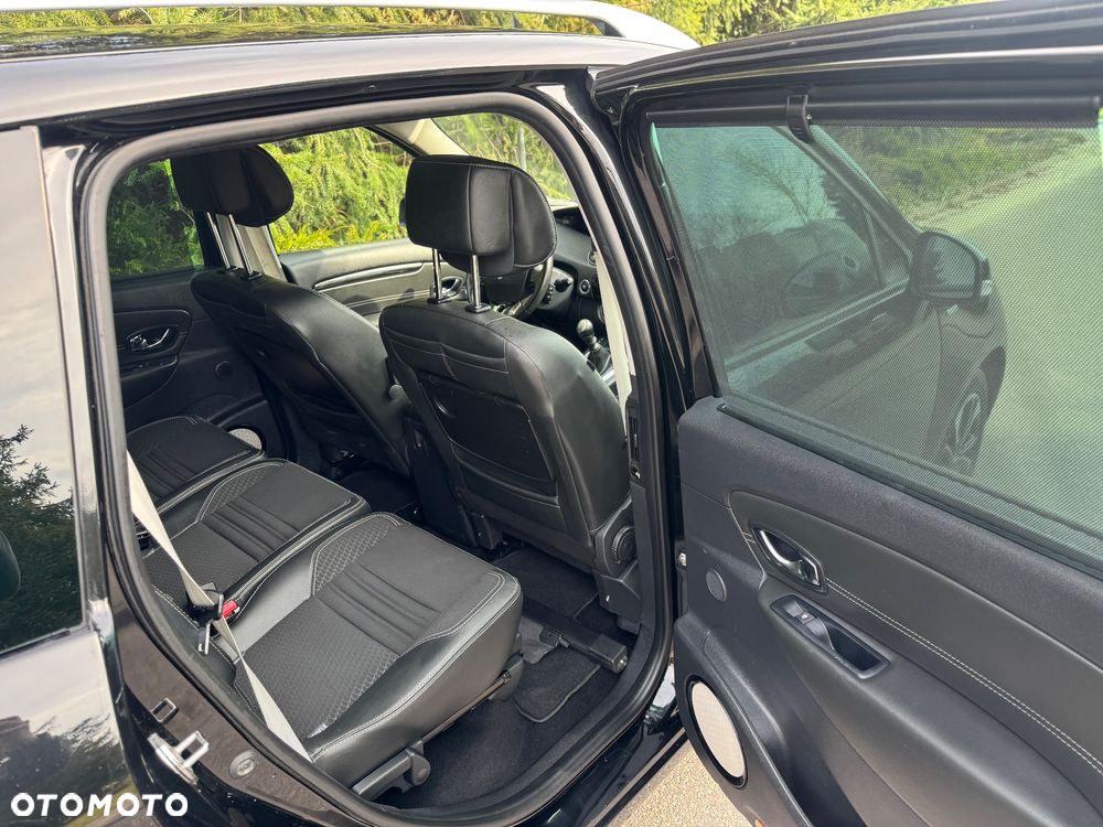 Renault Scenic 2.0 dCi Bose - 15