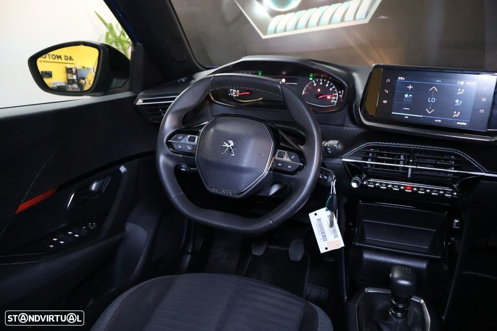 Peugeot 2008 1.2 PureTech Active Pack - 9