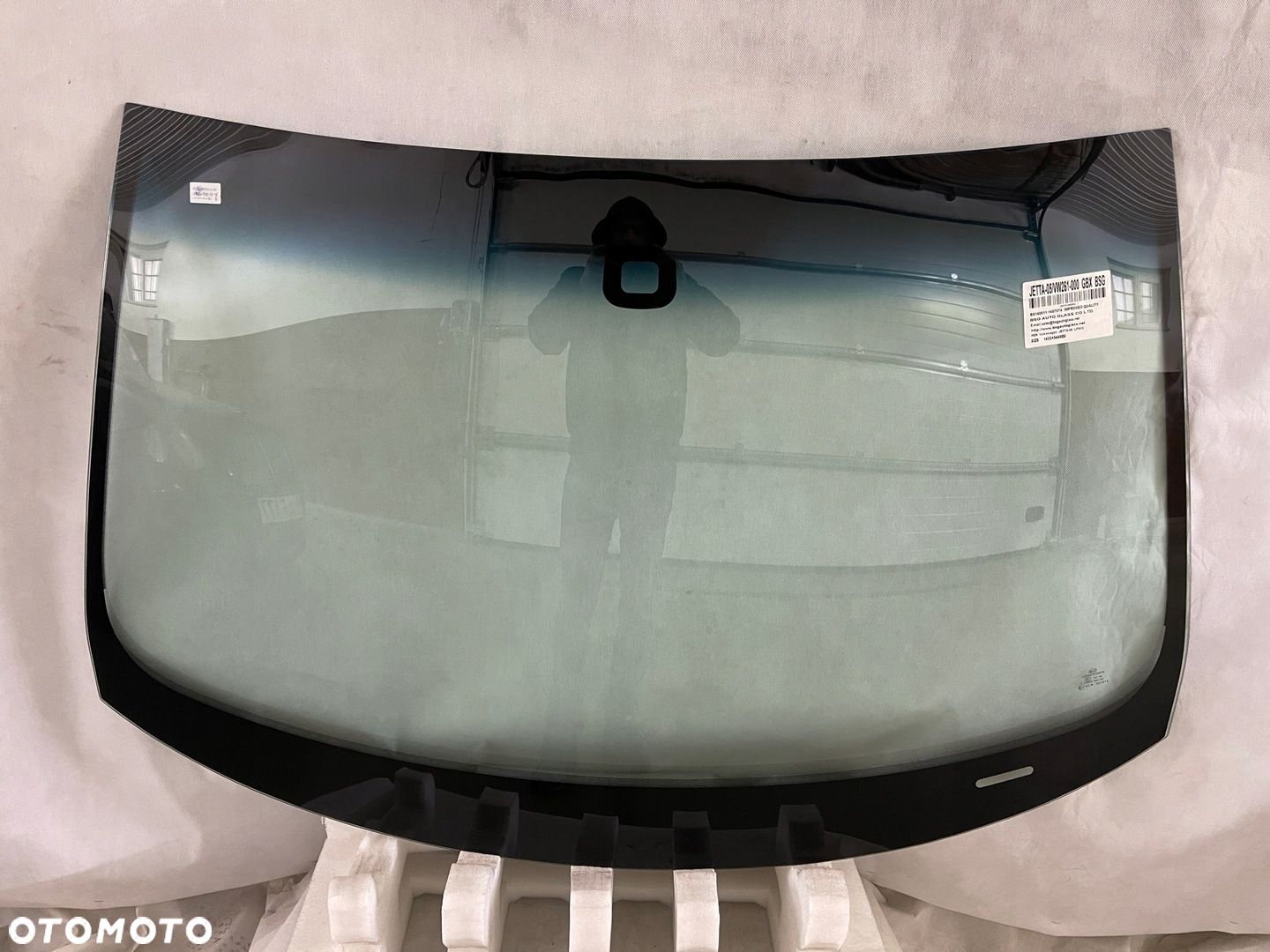 SZYBA PRZEDNIA CZOŁOWA VW JETTA/BORA SENSOR 2005- - 1