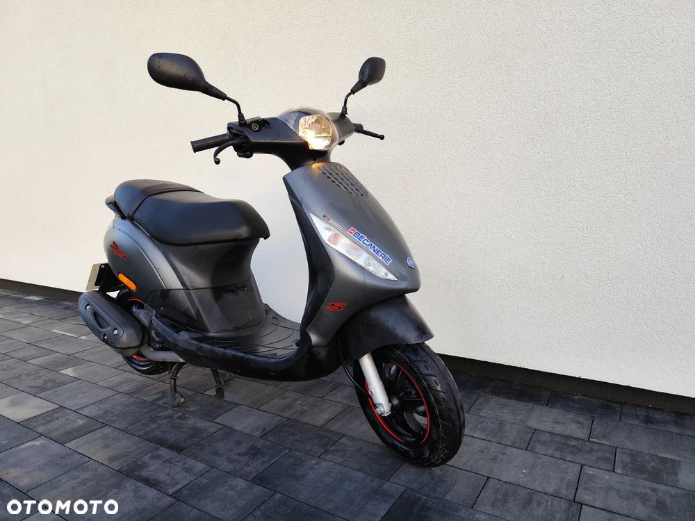 Piaggio ZIP - 2