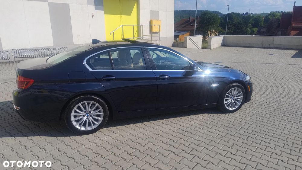 BMW Seria 5 528i xDrive Luxury Line - 6