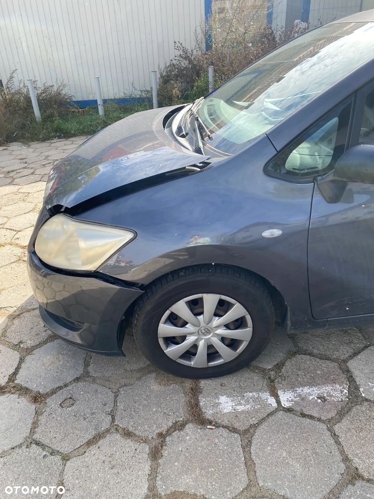 Toyota Auris - 7