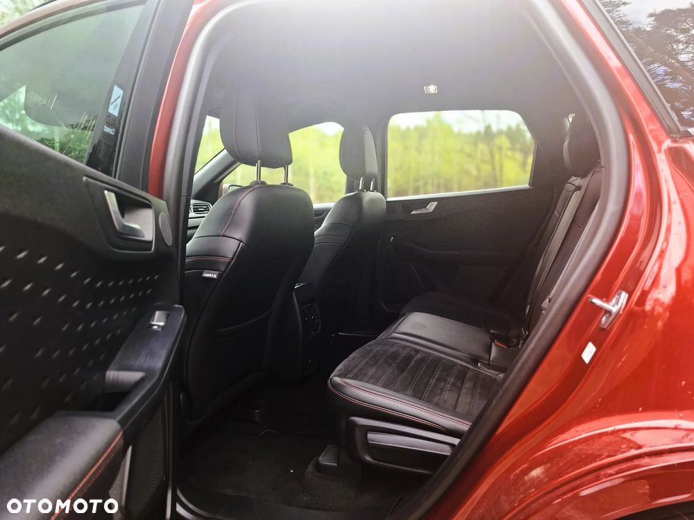 Ford Kuga 2.0 EcoBlue AWD ST-Line - 13