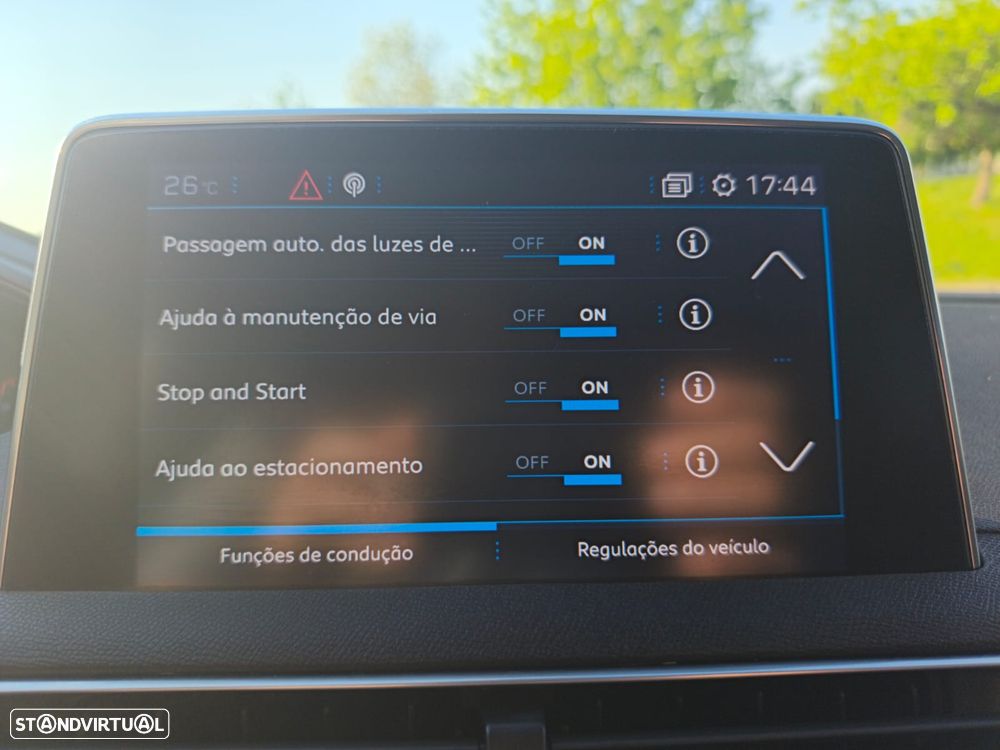 Peugeot 3008 1.6 BlueHDi Crossway EAT6 - 15