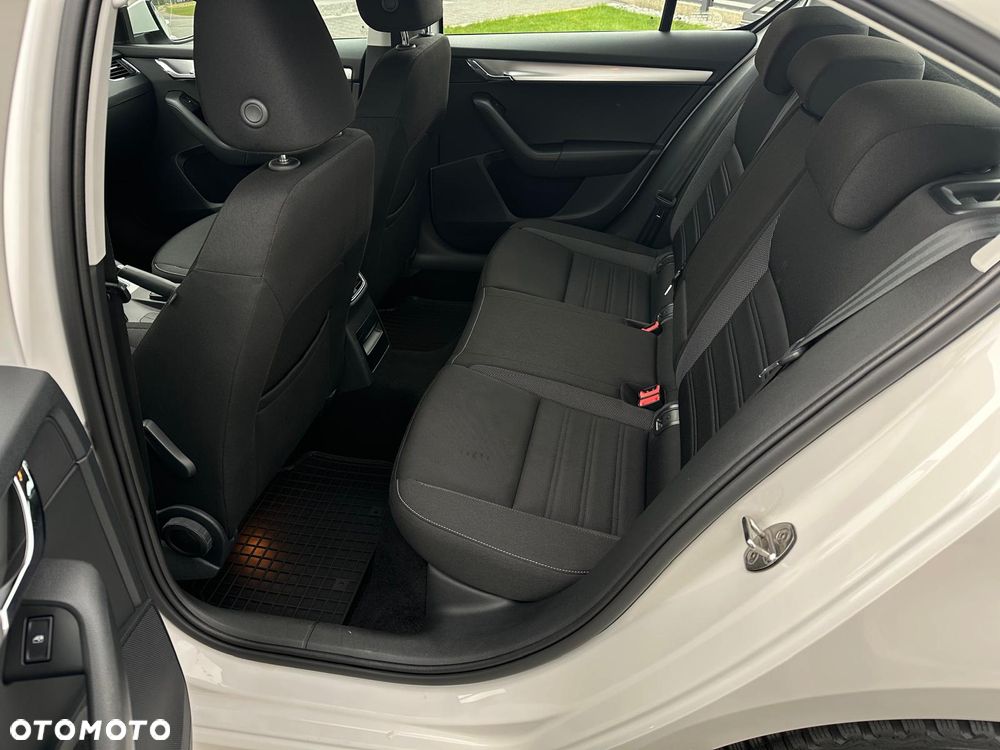 Skoda Octavia 1.0 TSI Ambition - 14
