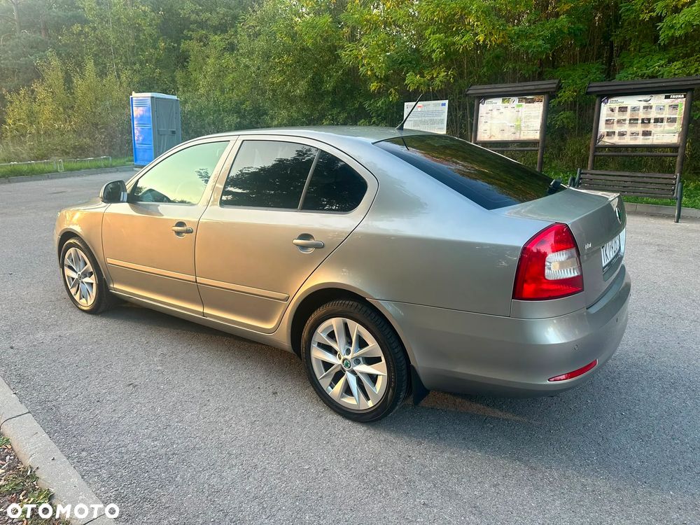 Skoda Octavia 2.0 TDI Family Plus - 7