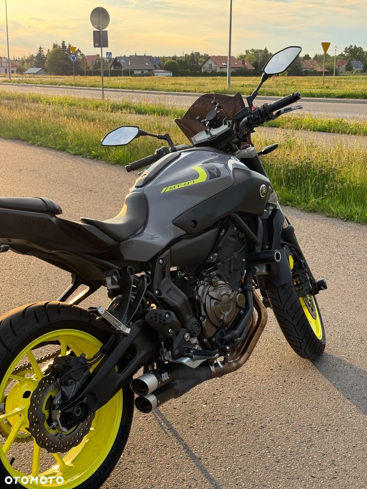 Yamaha MT - 4