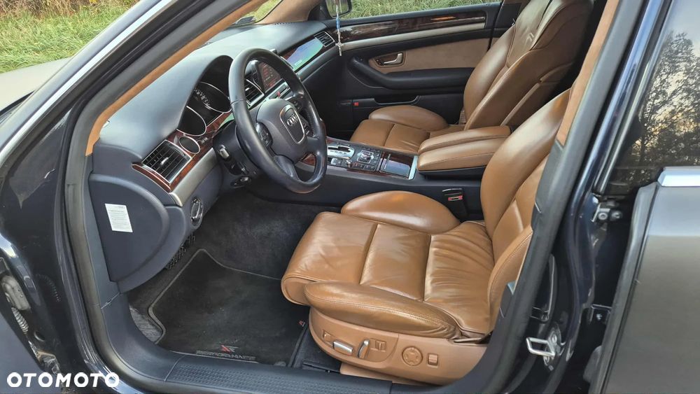 Audi A8 4.2 TDI Quattro - 10