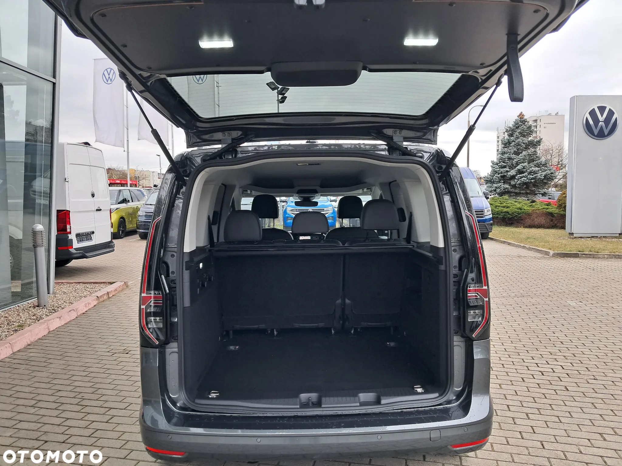 Volkswagen Caddy 2.0 TDI Style DSG - 11