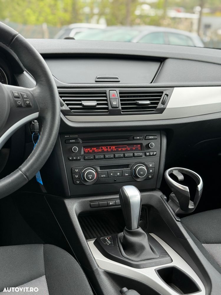 BMW X1 sDrive18d Aut. Sport Line - 26