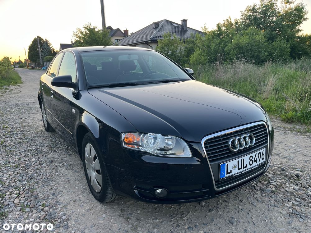 Audi A4 Limousine - 21