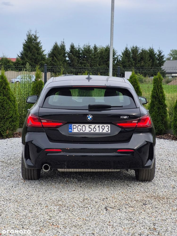 BMW Seria 1 118i M Sport Shadow - 8