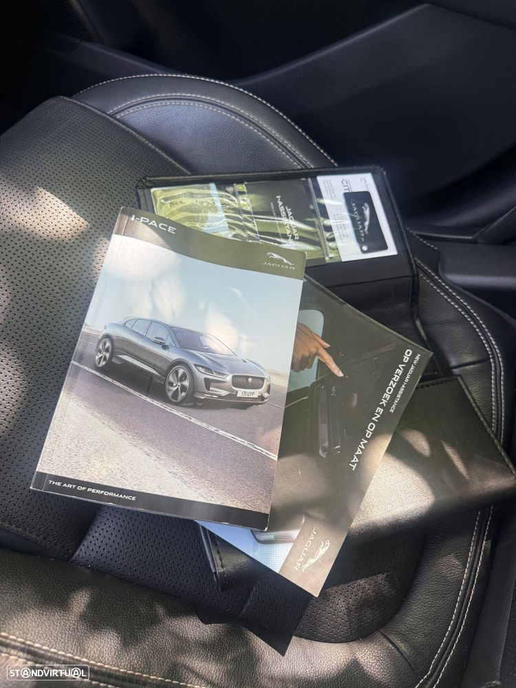 Jaguar I-Pace EV400 AWD HSE - 11
