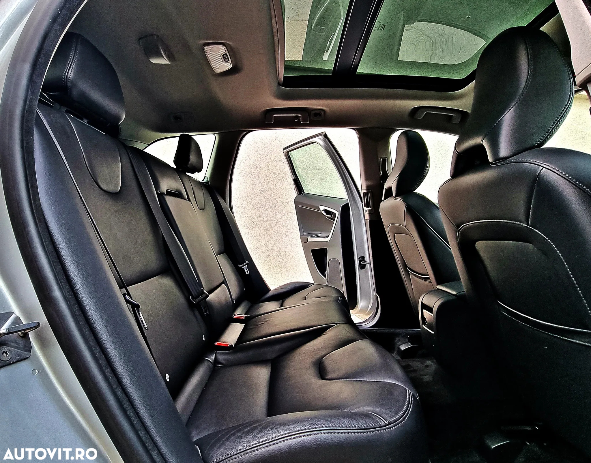 Volvo XC 60 - 10