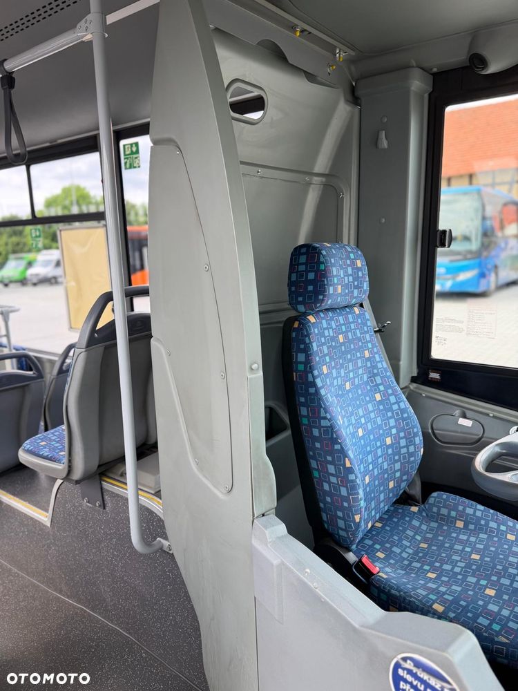 Isuzu Novociti Life 65 miejsc - 9