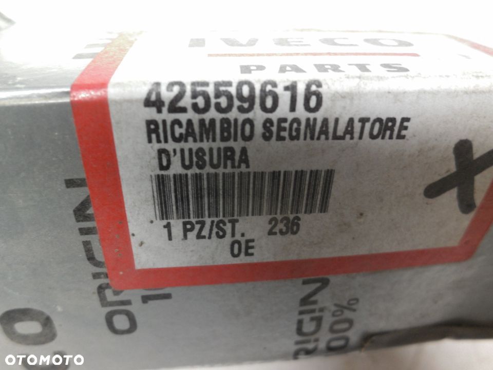 Iveco Daily V VI czujnik zużycia klocków 42559616 POSIADAM DWA KOMPLETY O TAKIM OZNACZENIU - 4