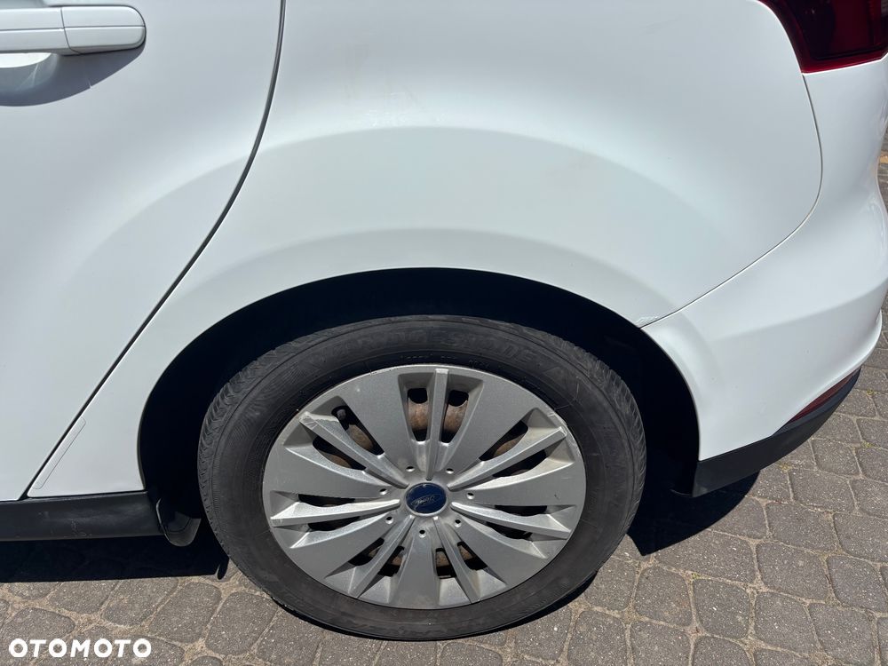 Ford Focus - 8