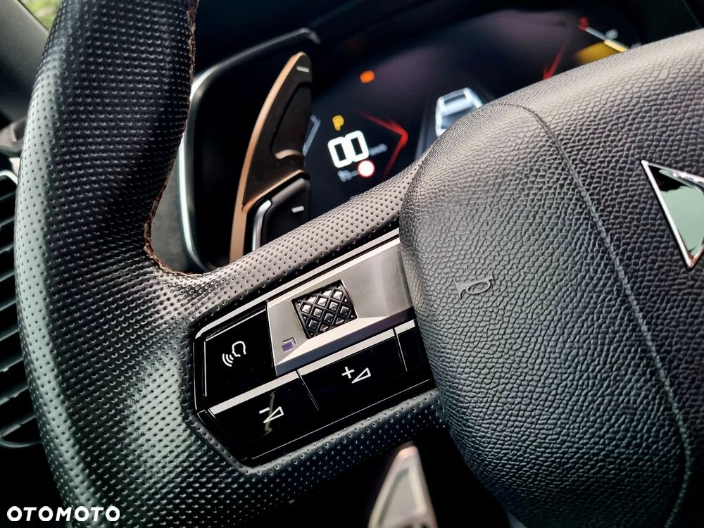 DS Automobiles DS 7 Crossback 1.6 PureTech Performance Line + - 18