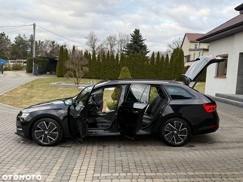 Skoda Superb 2.0 TDI Sportline DSG - 10