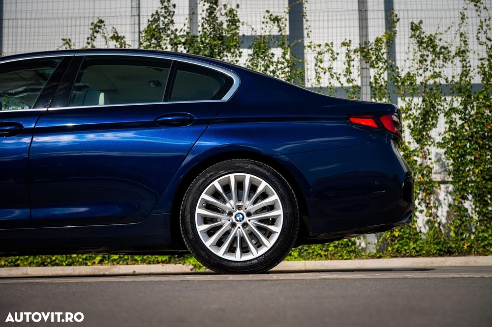 BMW Seria 5 2021 photo 4