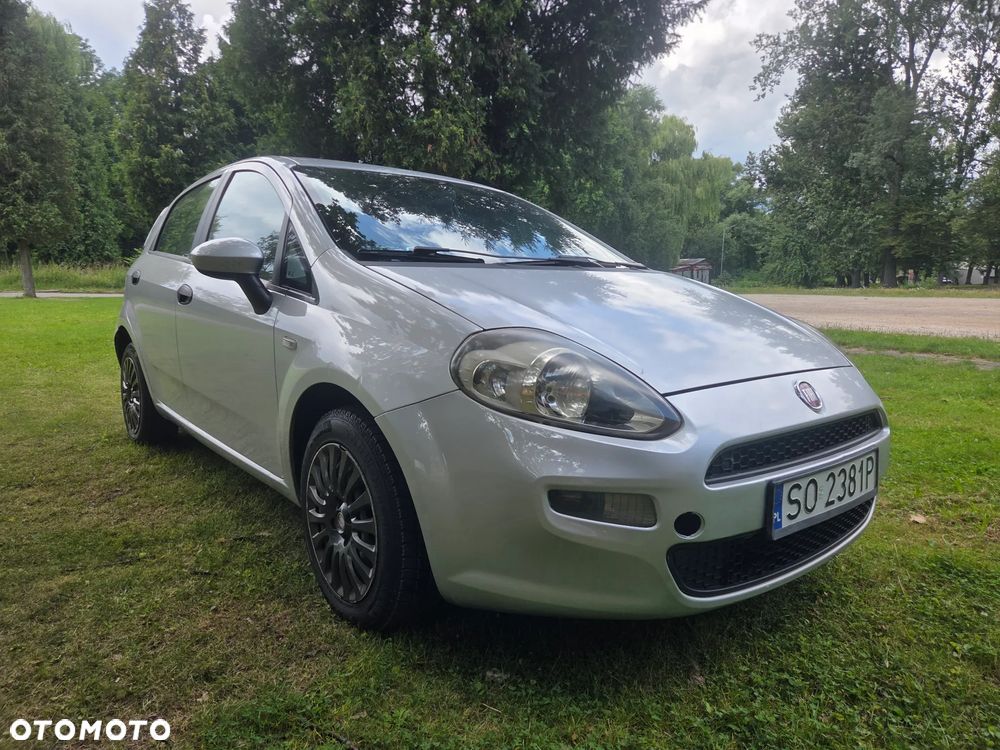 Fiat Punto Evo 1.4 8V Estiva Blue&Me - 1