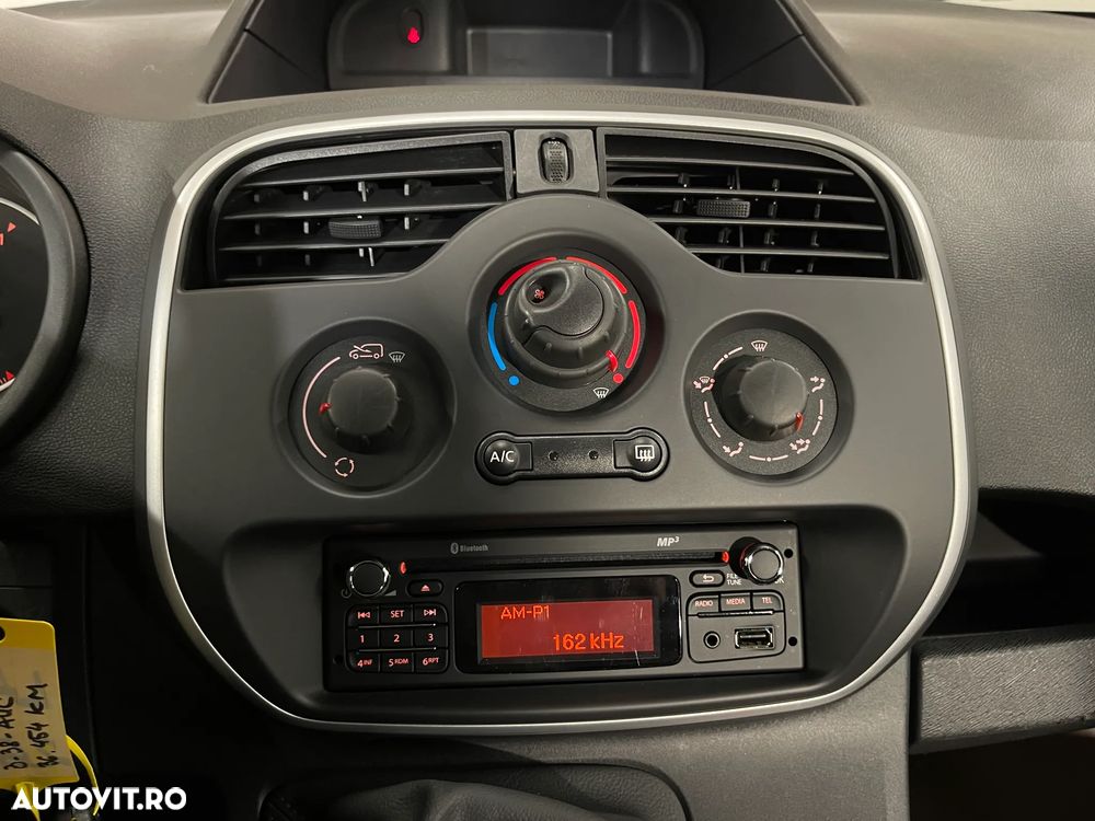 Renault Kangoo 1.5 Blue dCi 95 ZEN - 14