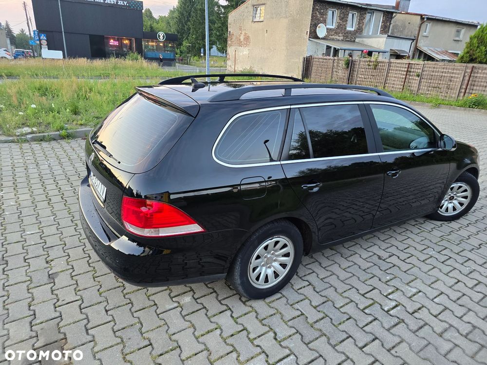 Volkswagen Golf 2.0 TDI Comfortline DSG - 8