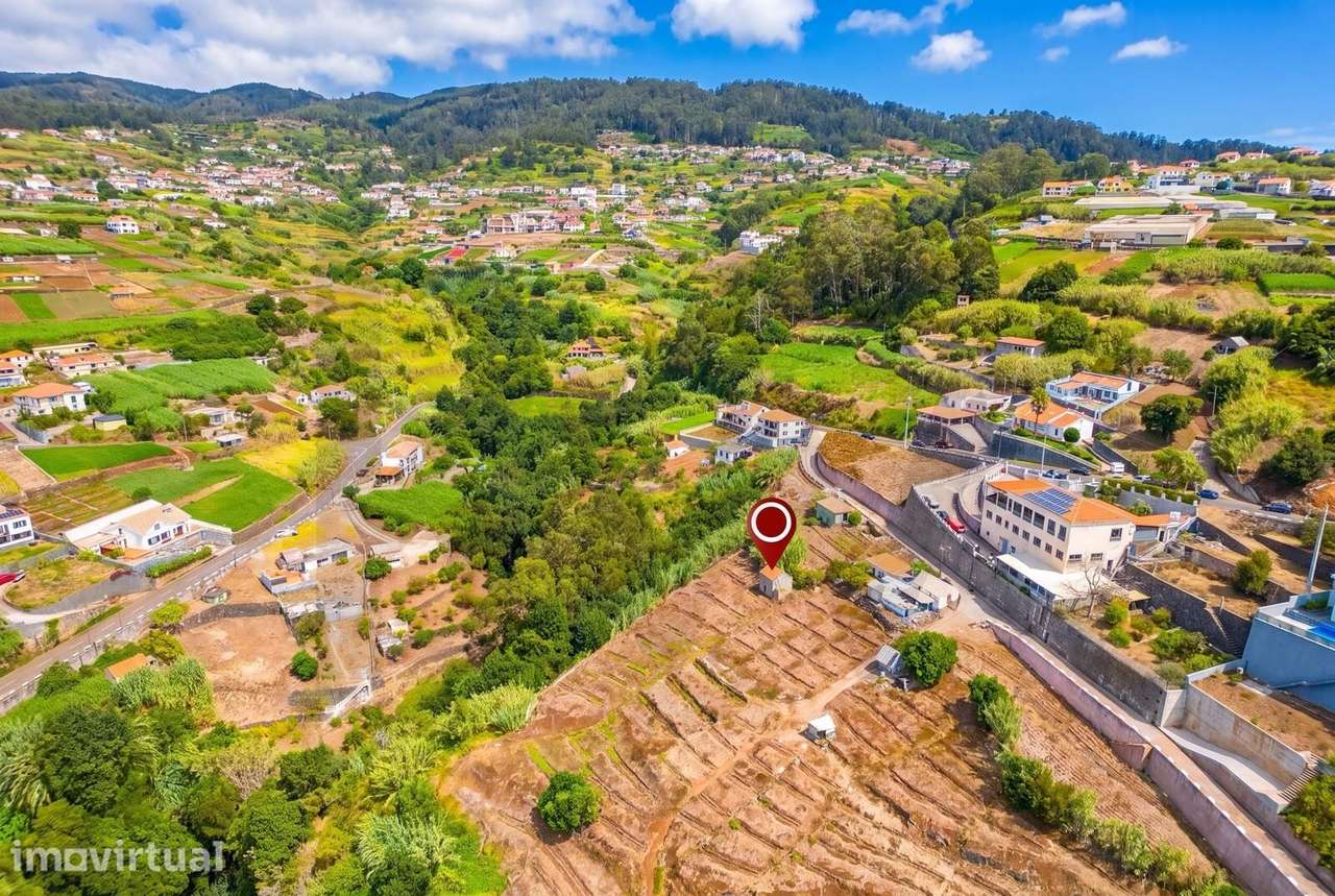 Terreno de 2.355 m2 com Palheiro e Viabilidade Construtiva | Madeira - Grande imagem: 4/13
