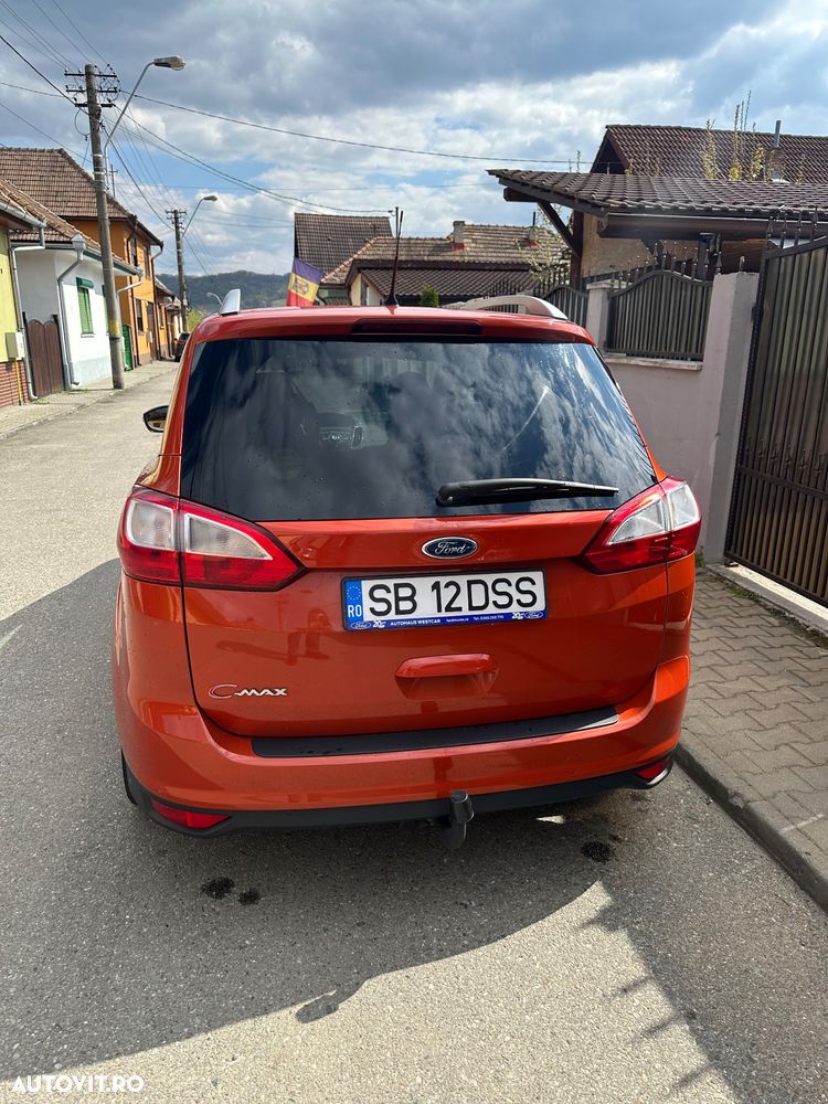 Ford Grand C-Max 2.0 TDCi DPF Powershift Trend - 2