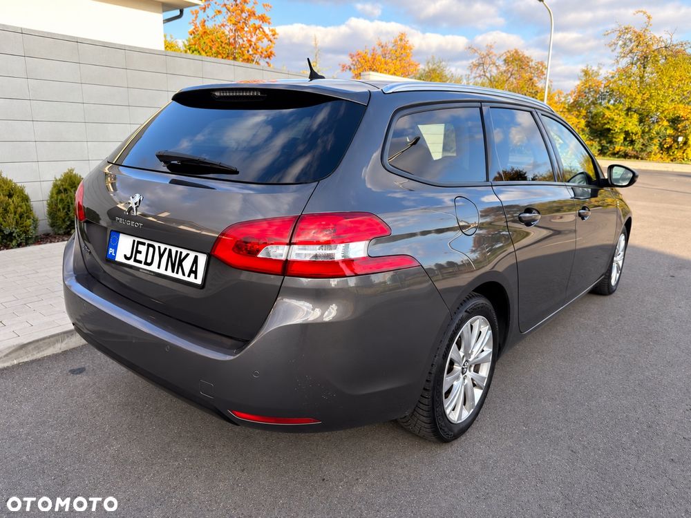 Peugeot 308 2017 photo 4