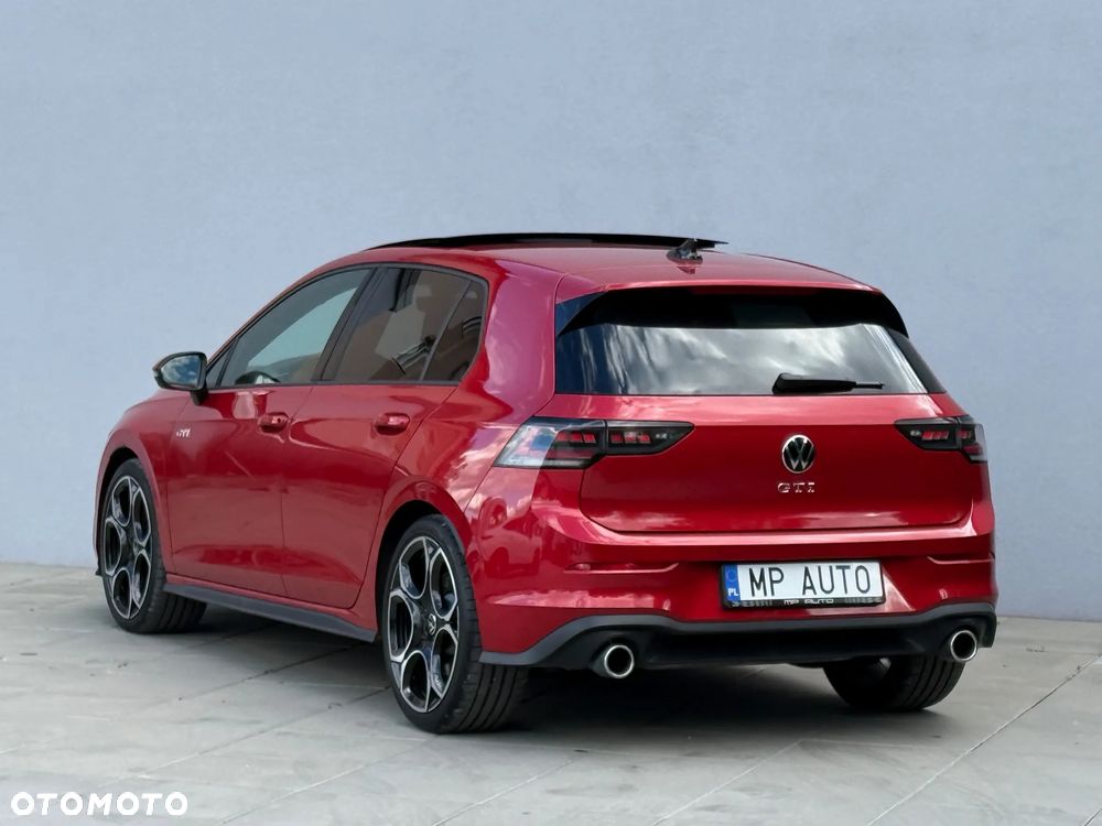 Volkswagen Golf VIII 2.0 TSI GTI DSG - 4