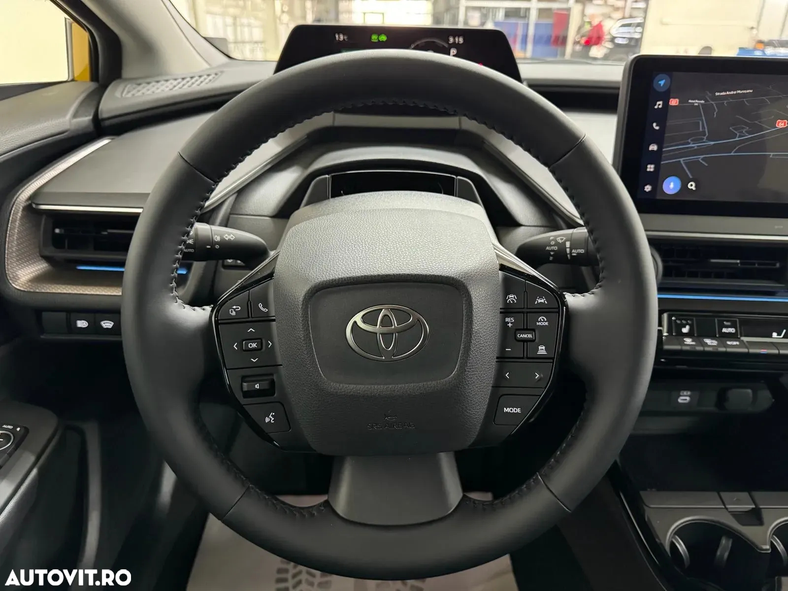 Toyota Prius 2.0 FWD PHEV Dynamic - 16