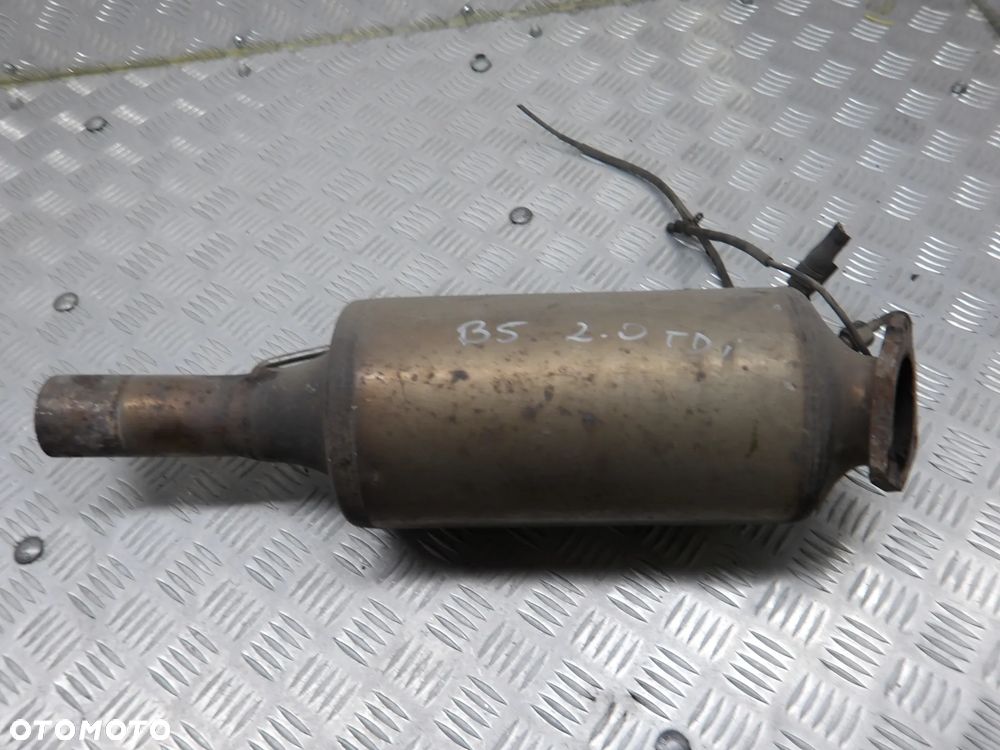 VW PASSAT B5 LIFT KOMBI 2.0 TDI ZAMIENNIK KATALIZATORA 3B0131709 - 1