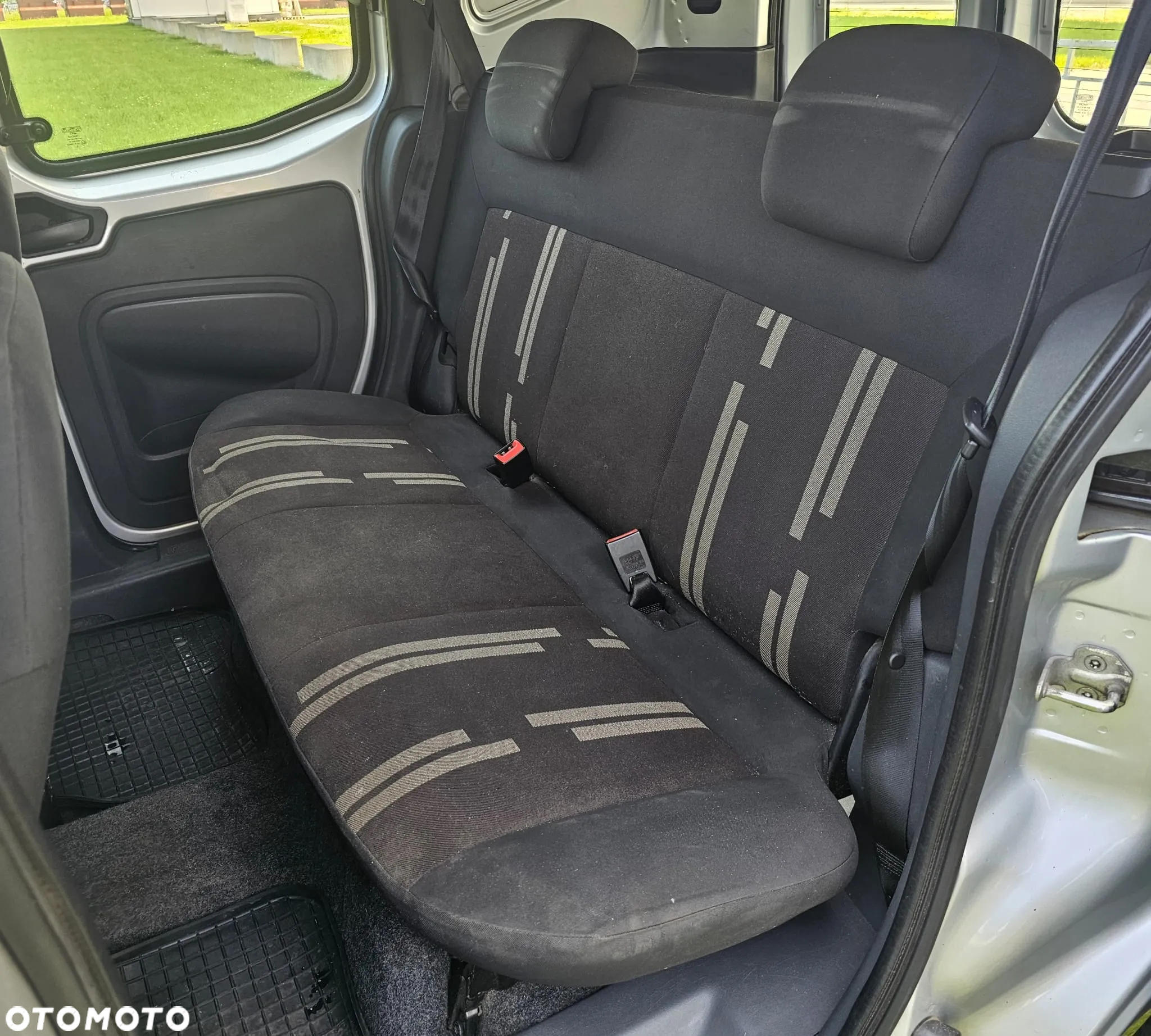 Fiat Fiorino Kombi 1.3 MJ Adventure - 11