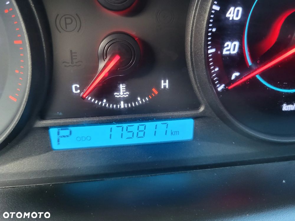 Chevrolet Captiva 2.4 AWD Automatik LT+ - 9
