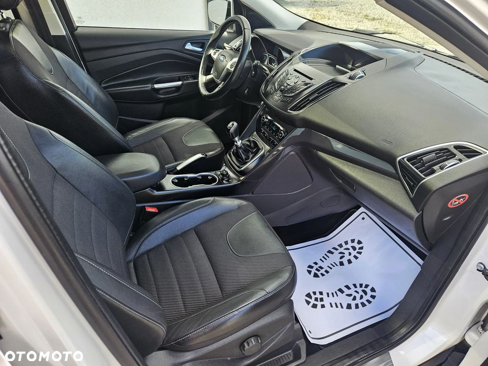 Ford Kuga 2.0 TDCi FWD Titanium - 10