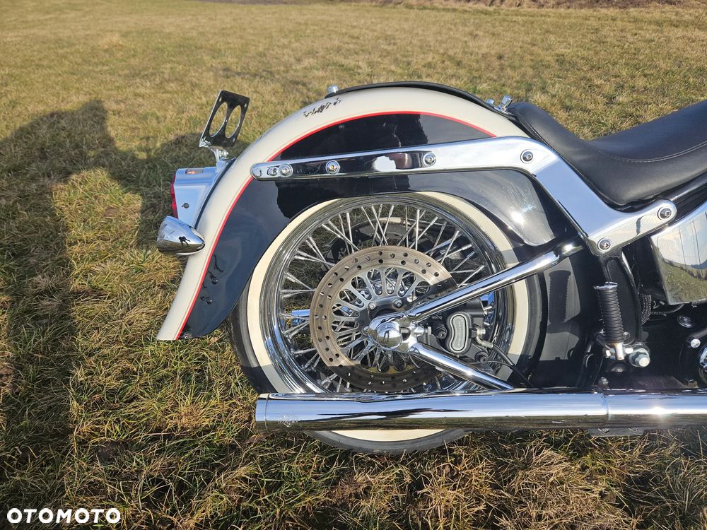 Harley-Davidson Softail Deluxe - 5