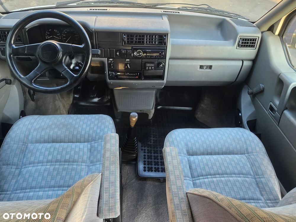 Volkswagen T4 - 25